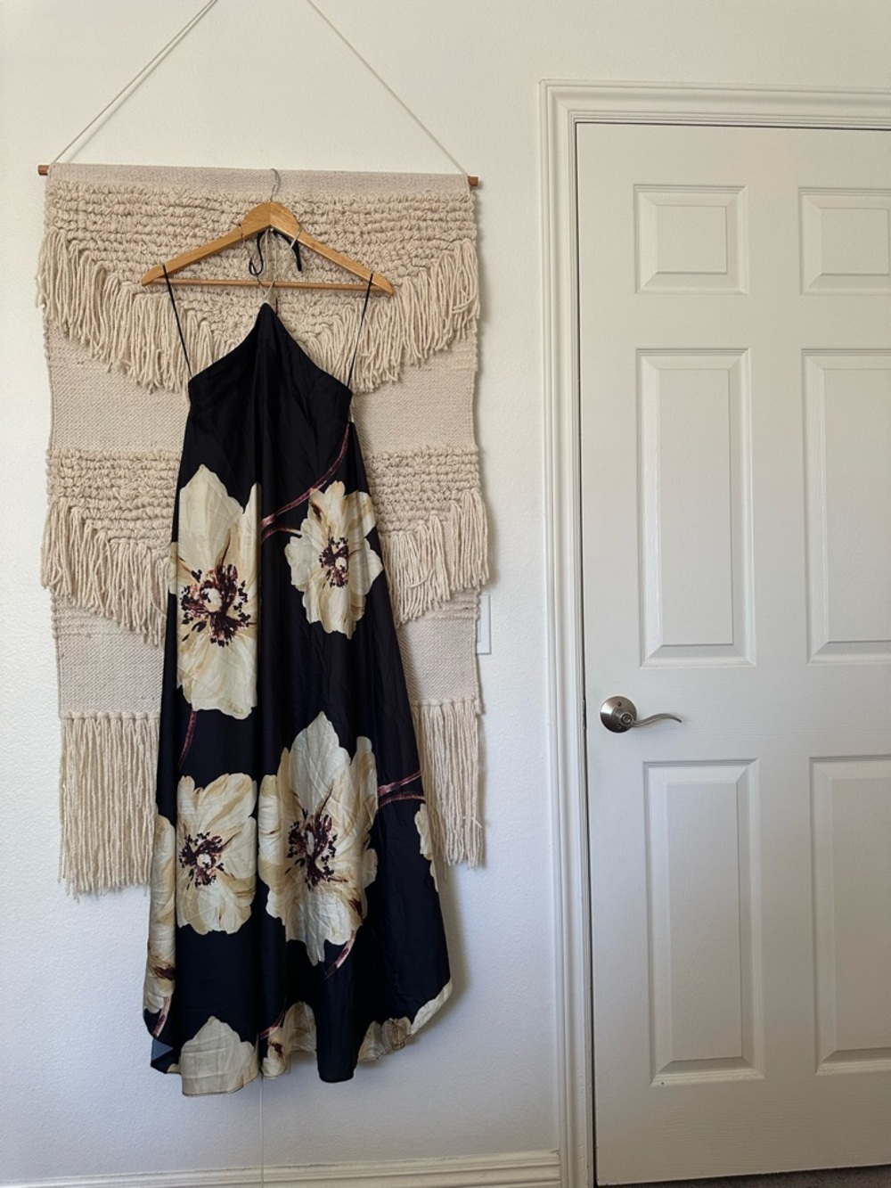 MISA Raban Dress - Picture 1 of 8